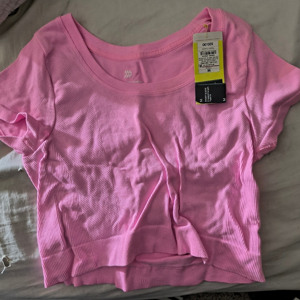 3/20$*Nwt all in motion women's size medium pink top